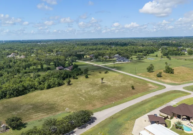 Photo 4 of Land for sale at 33003 Blue Crab Ct, Richwood, TX 77515 | MLS# 62780554 | Listing updated on 2026-09-18