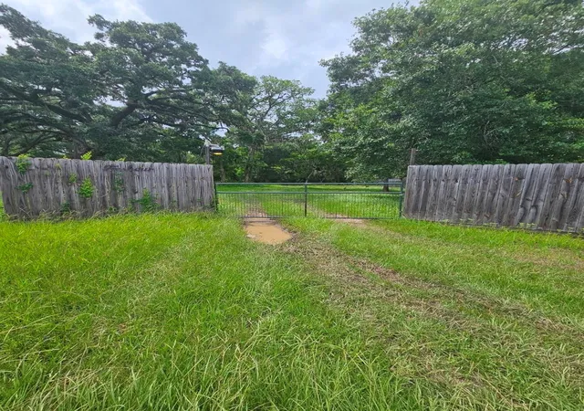 1st image of 19280 Hwy 35, Sweeny, TX 77480 | MLS# 48625237