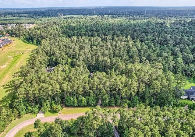 Photo 3 of Land for sale at 10213 S Autumn Leaf Cir, Magnolia, TX 77354 | MLS# 96792412 | Listing updated on 2026-06-01