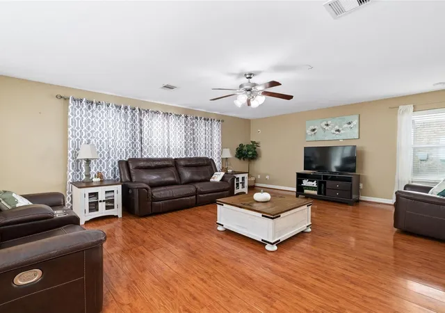 Photo 2 of Single family home for sale at 9022 Creeks Gate Ct, Richmond, TX 77407 | MLS# 87782223 | Listing updated on 2026-08-31