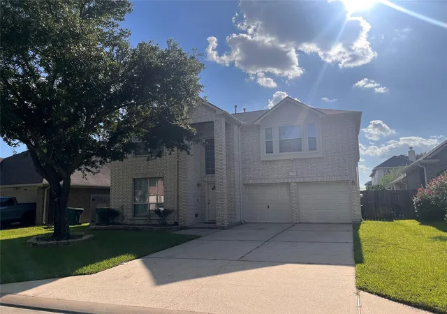 Photo 3 of Single family home for sale at 11123 Blue Feather Dr, Houston, TX 77064 | MLS# 94882134 | Listing updated on 2026-08-03