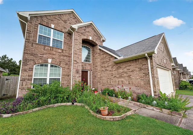 Photo 2 of Sale Pending at 24615 Lakecrest Pine Trl, Katy, TX 77493 | MLS# 47282892 | Listing updated on 2026-09-22