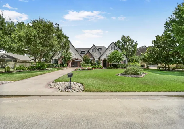 Photo 48 of Mansion for sale at 12410 Broken Pine Ln, Cypress, TX 77433 | MLS# 60057135 | Listing updated on 2026-09-01