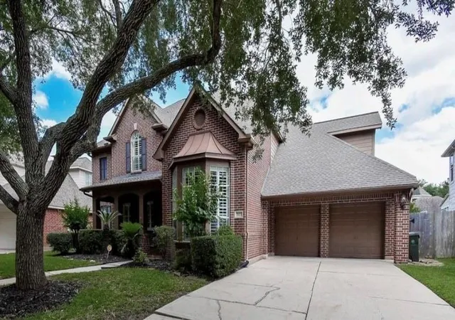 Photo 2 of Sale Pending at 7123 Morrow Ct, Sugar Land, TX 77479 | MLS# 11602982 | Listing updated on 2026-09-24