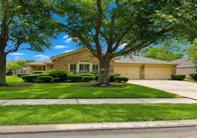 1st image of 11819 Misty Peak Ln, Humble, TX 77346 | MLS# 7064751