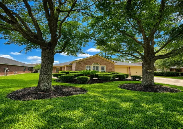 2nd image of 11819 Misty Peak Ln, Humble, TX 77346 | MLS# 7064751
