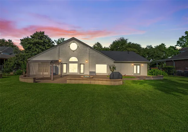 47th image of 4815 Diamond Springs Dr, Missouri City, TX 77459 | MLS# 86781317