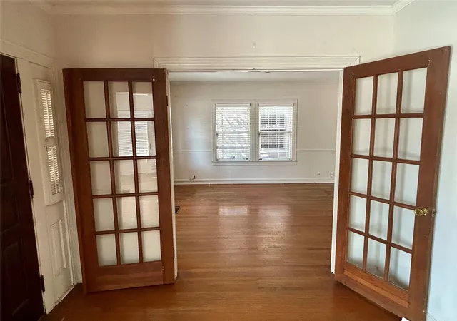 Photo 2 of Single family home for sale at 2038 Lexington St, Houston, TX 77098 | MLS# 6221768 | Listing updated on 2026-07-18