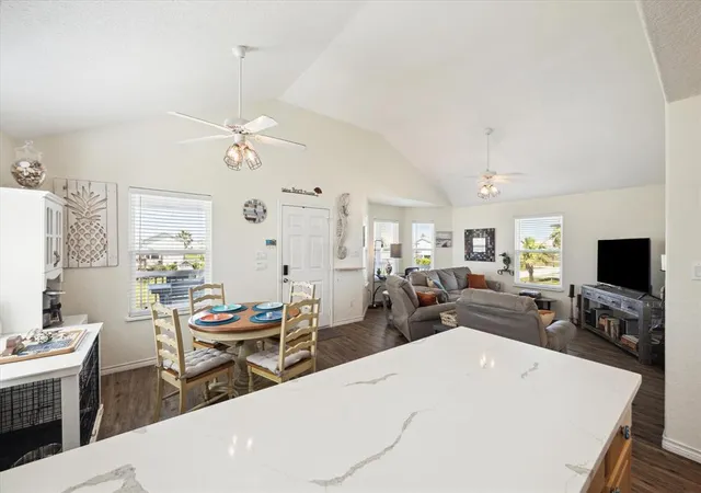 Photo 4 of Single family home for sale at 4003 Reeves Dr, Galveston, TX 77554 | MLS# 34981276 | Listing updated on 2026-07-03
