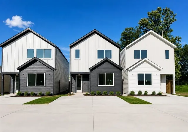Photo 1 of Single family home for sale at 5720 Horton St, Houston, TX 77026 | MLS# 22684616 | Listing updated on 2026-07-08