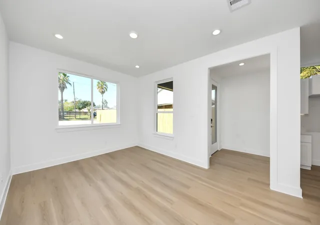 Photo 3 of Single family home for sale at 5720 Horton St, Houston, TX 77026 | MLS# 22684616 | Listing updated on 2026-07-08