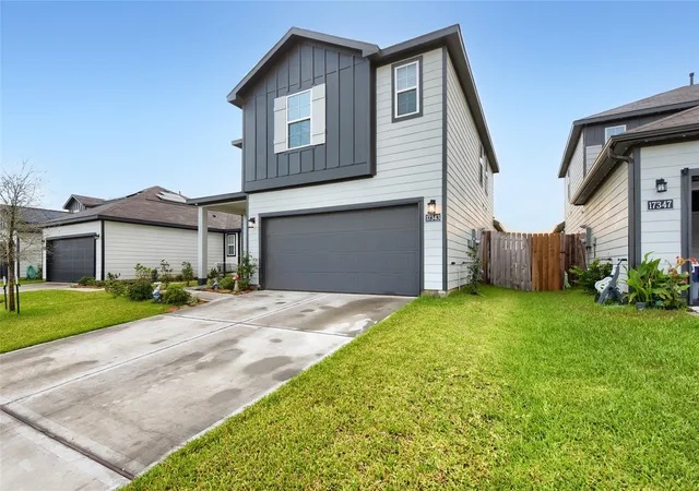 Photo 3 of Single family home for sale at 17343 King Eider Rd, Waller, TX 77484 | MLS# 72435476 | Listing updated on 2026-10-10