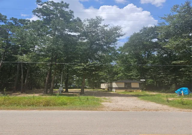 2nd image of 25515 Cambridge Blvd, New Caney, TX 77357 | MLS# 64385850