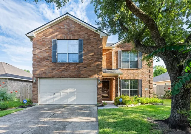 Photo 1 of Sale Pending at 7909 Silver Oak Dr, Texas City, TX 77591 | MLS# 49874765 | Listing updated on 2026-09-19