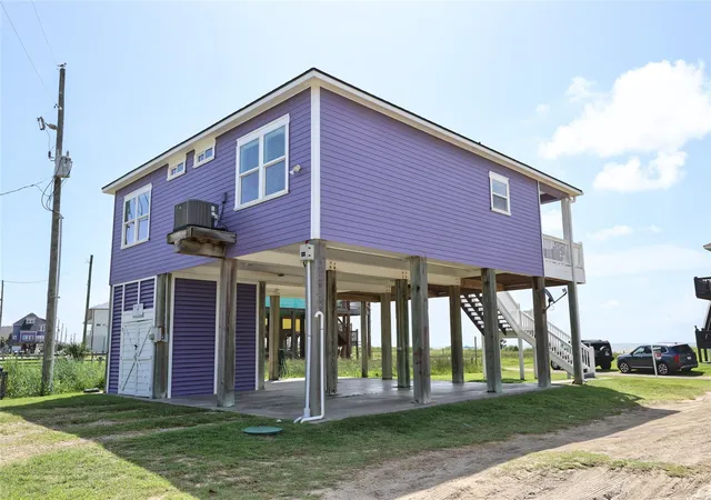 3rd image of 3008 Shady Ln, Port Bolivar, TX 77650 | MLS# 61049907