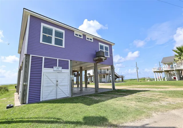 4th image of 3008 Shady Ln, Port Bolivar, TX 77650 | MLS# 61049907