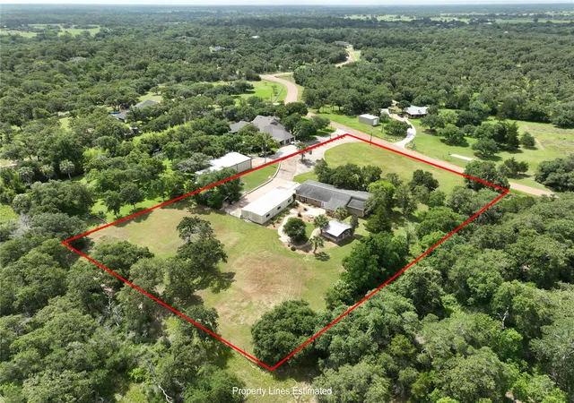 Homes for sale in Columbus, TX | 1017 Buescher Rd, Columbus, TX 78934 | MLS# 44450237