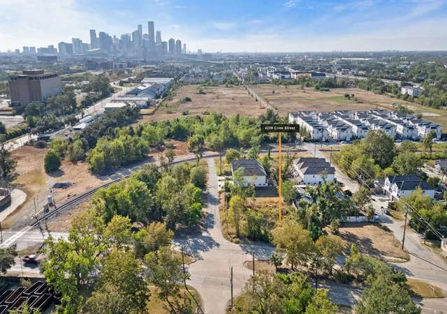 Photo 1 of Land for sale at 4209 Cline St, Houston, TX 77020 | MLS# 13646440 | Listing updated on 2026-07-01