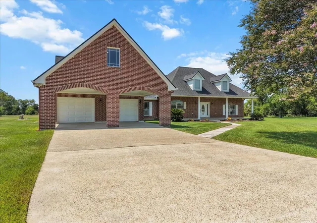 2nd image of 3627 Madison Ave, Baytown, TX 77523 | MLS# 33844301