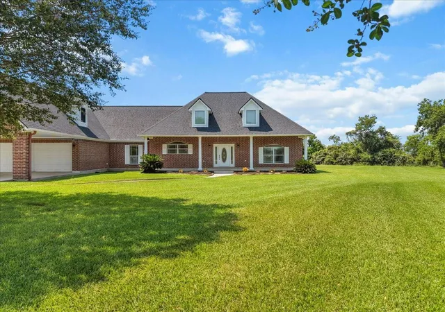 Photo 3 of Single family home for sale at 3627 Madison Ave, Baytown, TX 77523 | MLS# 33844301 | Listing updated on 2026-10-09