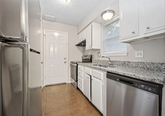 4th image of 23106 Ludgate Dr, Spring, TX 77373 | MLS# 53209261
