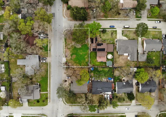 4th image of 10525 Moorberry Ln, Houston, TX 77043 | MLS# 10874359