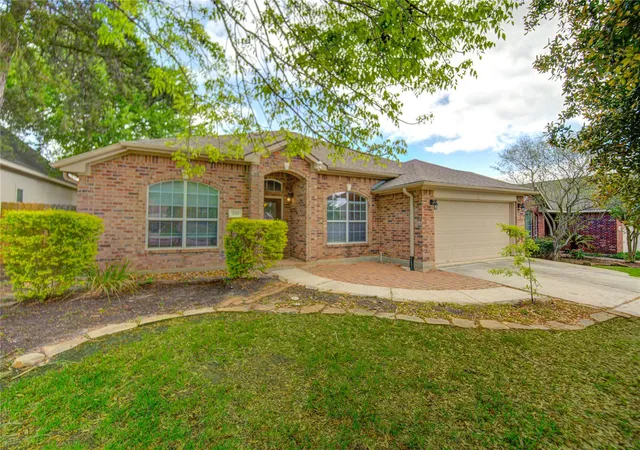Photo 1 of Single family home for sale at 233 Lake Ests Dr, Montgomery, TX 77356 | MLS# 57730597 | Listing updated on 2026-07-31