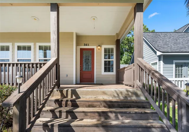 2nd image of 361 Bridgelanding, Onalaska, TX 77360 | MLS# 52097556