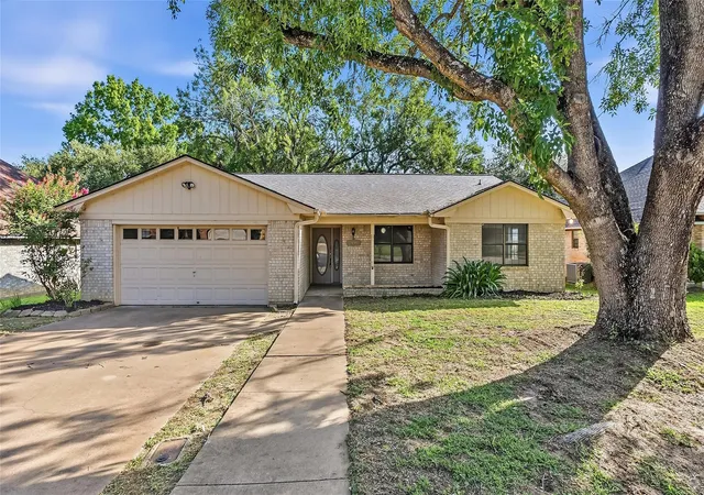 1st image of 1307 Allison St, Brenham, TX 77833 | MLS# 34454186