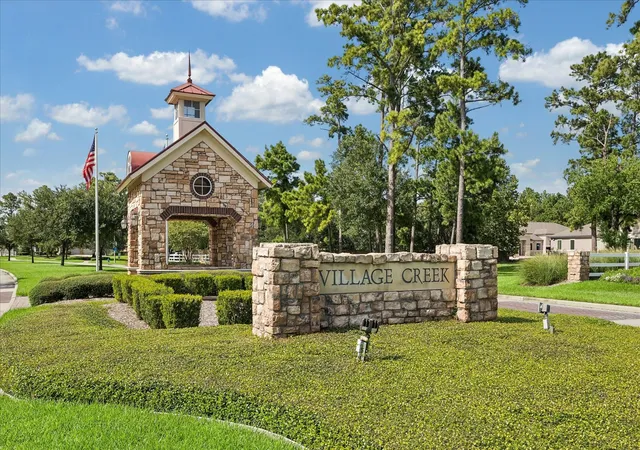 2nd image of 12847 Magic Falls Dr, Tomball, TX 77377 | MLS# 39897469