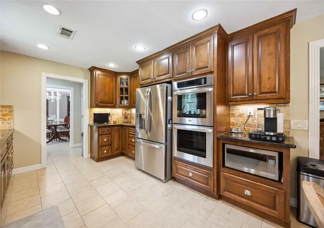 image of 20420 Plaza Cir, Crosby, TX 77532 | MLS# 44804931