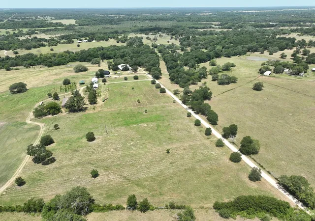 3rd image of 6238 Kovar Rd, Fayetteville, TX 78940 | MLS# 98526946
