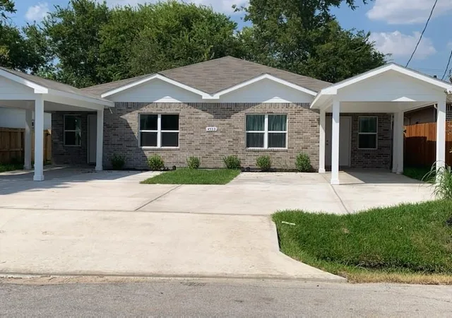 1st image of 4533 Rosemont St, Houston, TX 77051 | MLS# 23180622
