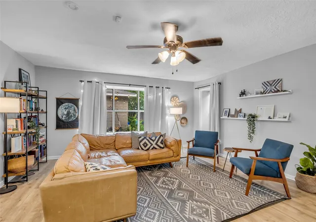 Homes for sale in Friendswood, TX | 16934 Townes Rd, Friendswood, TX 77546 | MLS# 69571026