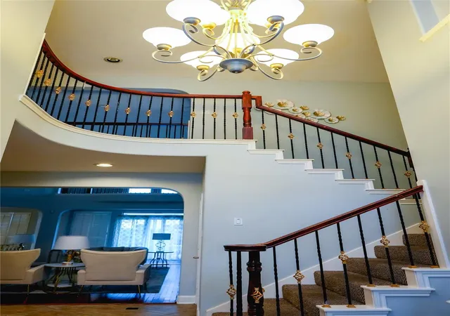5th image of 15127 Oldtown Bridge Ct, Sugar Land, TX 77498 | MLS# 85285632