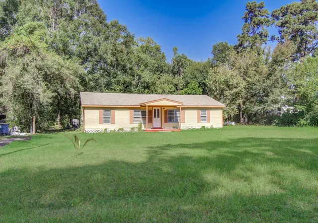 Photo 3 of Single family home for sale at 20496 Mcgager Dr, New Caney, TX 77357 | MLS# 16314780 | Listing updated on 2026-09-17