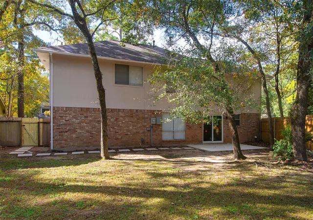 Photo 13 of Single family home for sale at 9 S Brk Pebble Ct, Spring, TX 77380 | MLS# 37458645 | Listing updated on 2026-07-10