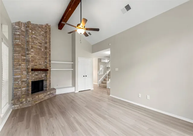 Photo 2 of Single family home for sale at 9 S Brk Pebble Ct, Spring, TX 77380 | MLS# 37458645 | Listing updated on 2026-07-10