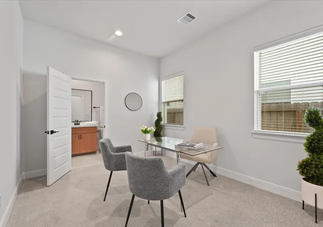 4th image of 4836 Pinemont Dr, Houston, TX 77092 | MLS# 57399333