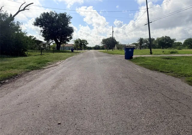 4th image of 507 E Ward St, Refugio, TX 78377 | MLS# 80145483