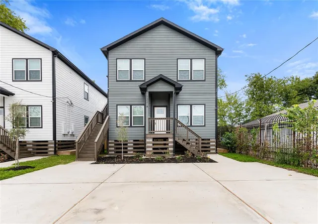 3rd image of 1321 E 35Th St, Houston, TX 77022 | MLS# 18484630