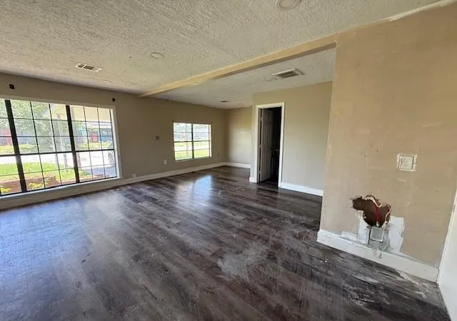 5th image of 3326 Cliffmarshall St, Houston, TX 77088 | MLS# 9787068