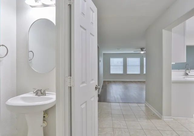 2nd image of 1110 Lasso Ct, Alvin, TX 77511 | MLS# 77803814