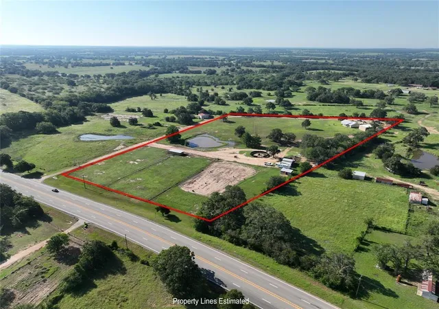 Photo 2 of Single family home for sale at 4057 W Highway 21, Paige, TX 78659 | MLS# 13320587 | Listing updated on 2026-08-31