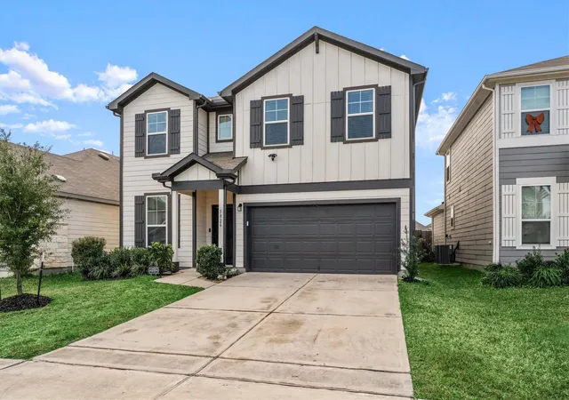 Photo 2 of Single family home for sale at 5826 Finely Run St, Spring, TX 77373 | MLS# 35506889 | Listing updated on 2026-10-04