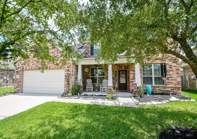 Photo 3 of Single family home for sale at 30213 Willow Chase Ln, Brookshire, TX 77423 | MLS# 68330505 | Listing updated on 2026-09-19