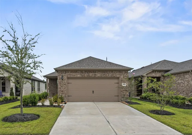 2nd image of 7831 Rolling Stone Dr, Fulshear, TX 77441 | MLS# 61537569