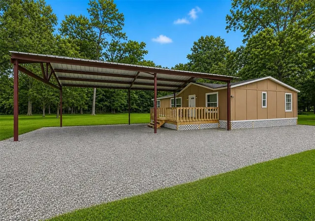 Photo 3 of Single family home for sale at 15648 S Tram Rd, Splendora, TX 77372 | MLS# 3504653 | Listing updated on 2026-10-06