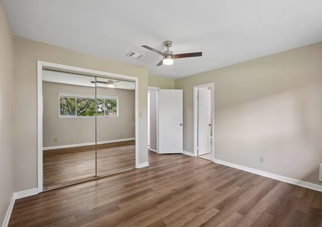 Photo 3 of Single family home for sale at 10422 Rocky Hollow Rd, La Porte, TX 77571 | MLS# 61805703 | Listing updated on 2026-09-20