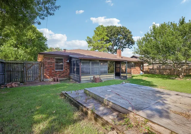 Photo 4 of Single family home for sale at 10422 Rocky Hollow Rd, La Porte, TX 77571 | MLS# 61805703 | Listing updated on 2026-09-20